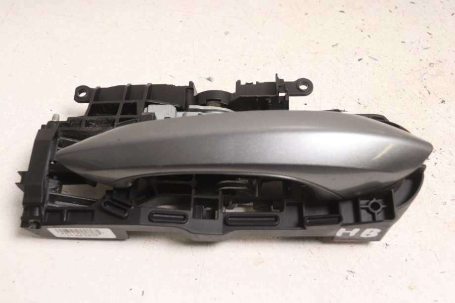 Dørhåndtak utv høyre bak til BMW 5-Serie 2010-2017 (F10/F11) (F10/F11) (BMW|51 22 7 276 242|51 21 7 175 650|)