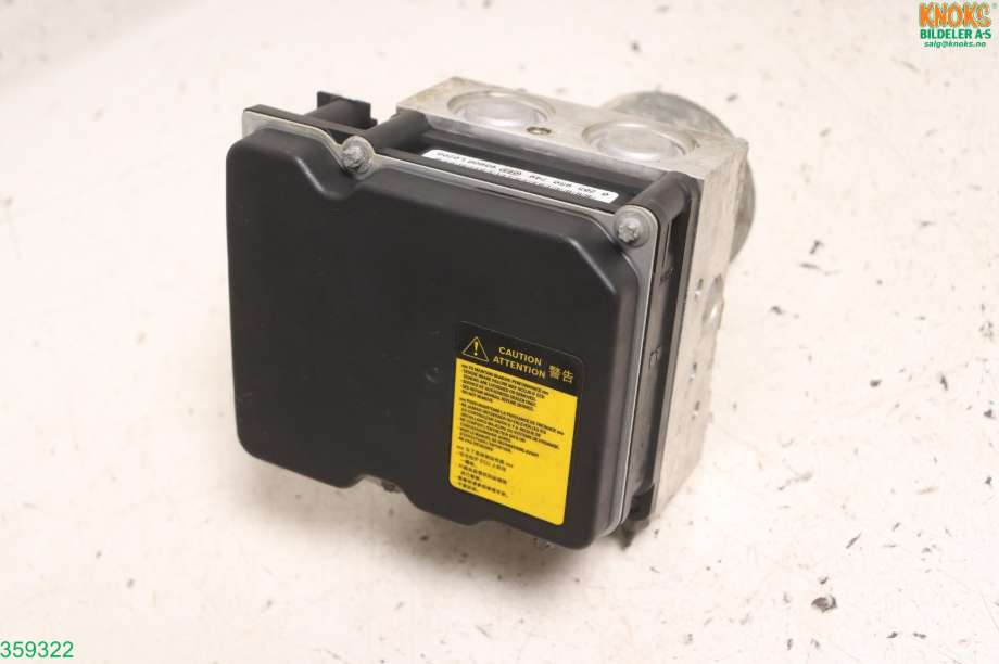 ABS sentral til Toyota Avensis 2009-2015 (Type III, Fase 1)  (TOYOTA|4405005131|)