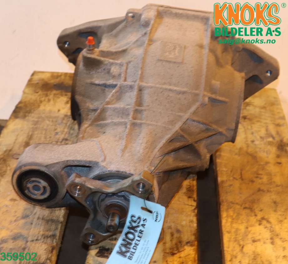 Kardang klokke bak til Mercedes GLE 2019-->> (W167) (W167) (MERCEDES|A 167 350 80 01|)
