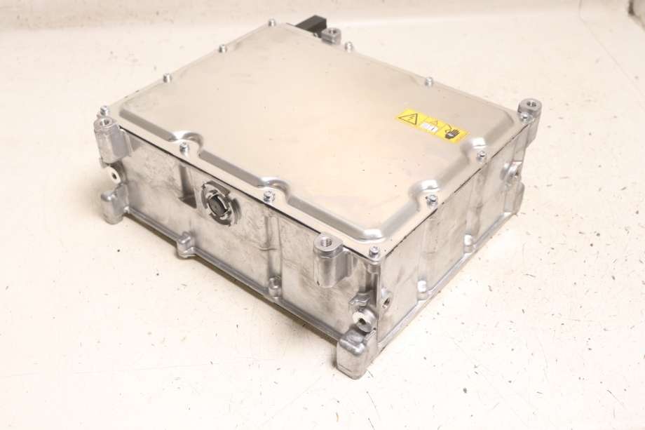 Batterilader (OBC - On Board Charger) til Mercedes GLE 2019-->> (W167) (W167) (MERCEDES|A 000 900 65 20|)