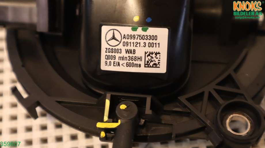 Bakluke/bakdør håndtak til Mercedes EQB 2022-->>  (MERCEDES|A 099 750 46 00|)