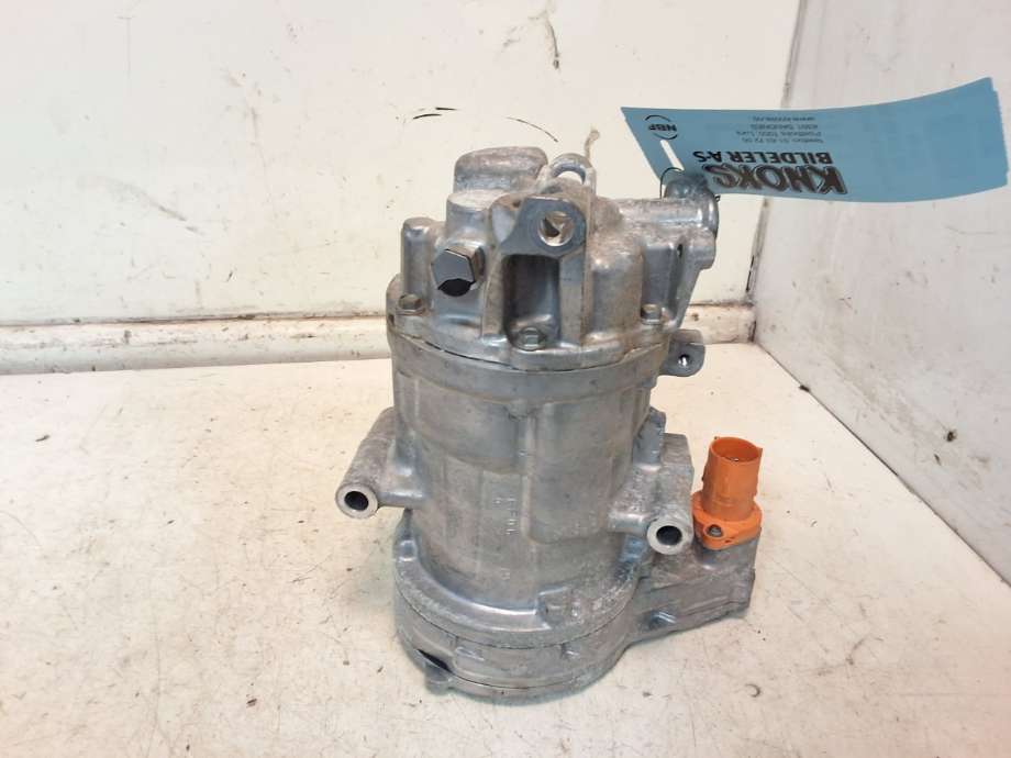 Aircondition kompressor til Mercedes EQB 2022-->>  (MERCEDES|A 000 830 44 04|)