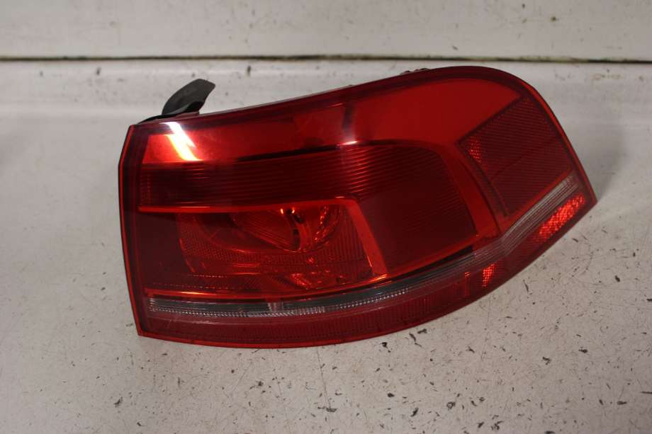 Baklykt høyre til VW Passat 2011-2015 (B7) (B7) (VOLKSWAGEN|3AF 945 096 G|)