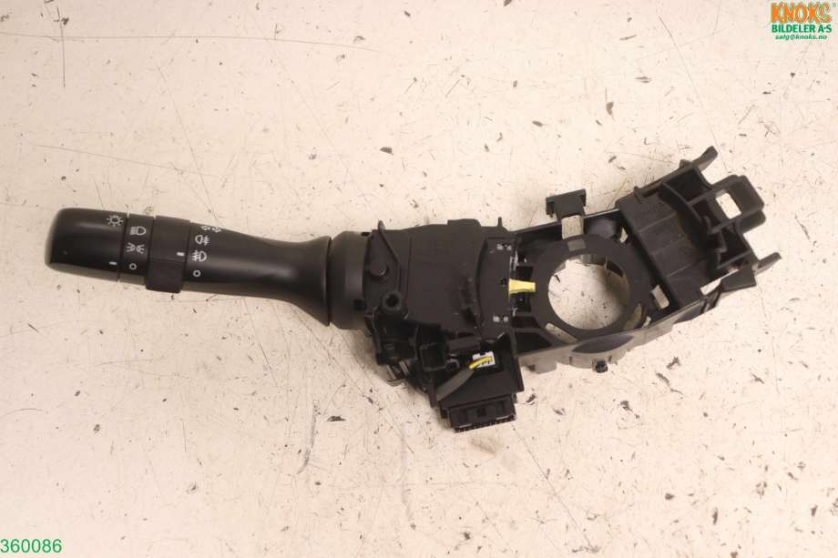 Bryter blink til Toyota Verso 2009-2016 (Type III) (TOYOTA|8414005200|)