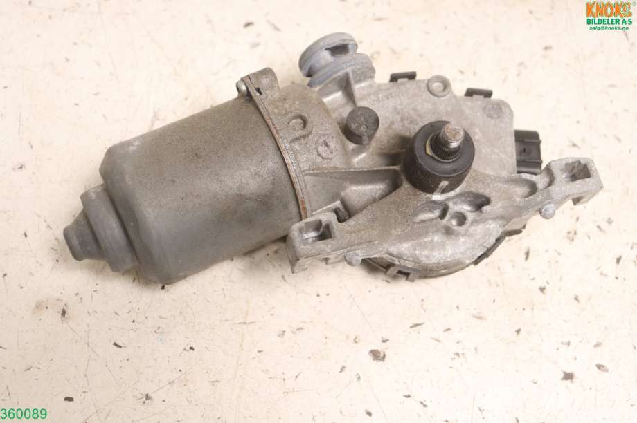 Viskermotor frontrute til Toyota Verso 2009-2016 (Type III)  (TOYOTA|851100F030|)