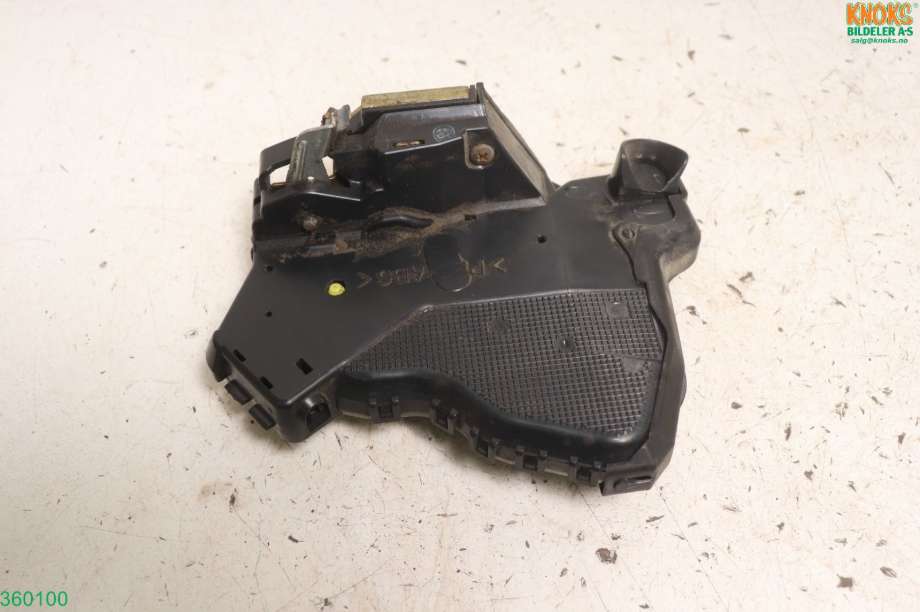Låsekasse høyre til Toyota Land Cruiser 120 2002-2009  (TOYOTA|6903033271|)