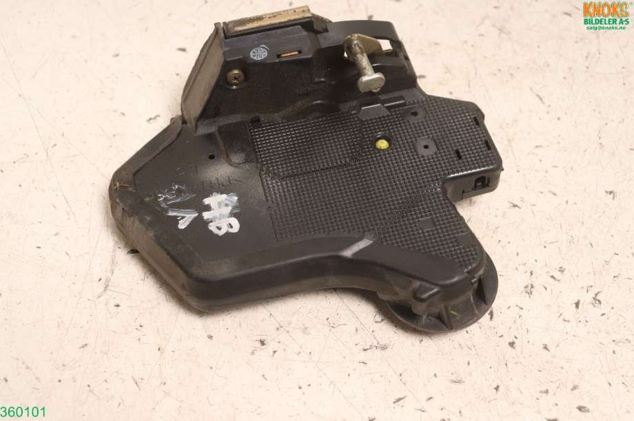Låsekasse venstre til Toyota Land Cruiser 120 2002-2009  (TOYOTA|6906060090|)