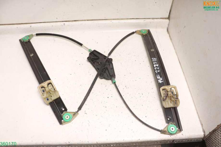 Ruteheis til Audi A4 2007-2014 (Type IV) (B8) (B8) (AUDI|8K0 837 462 C|)