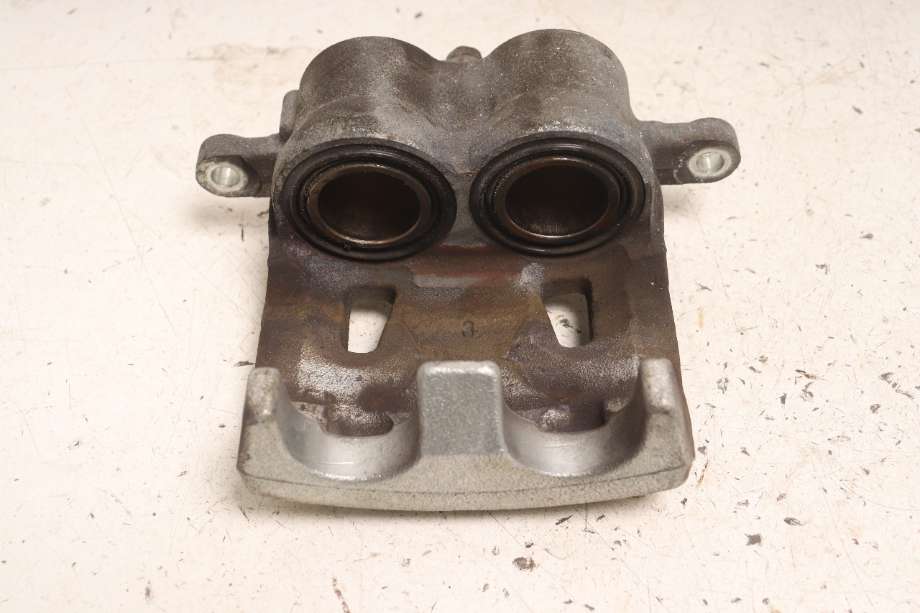 Bremsecaliper venstre foran til Toyota RAV4 2019-->> (Type V)  (TOYOTA|4775048170|)