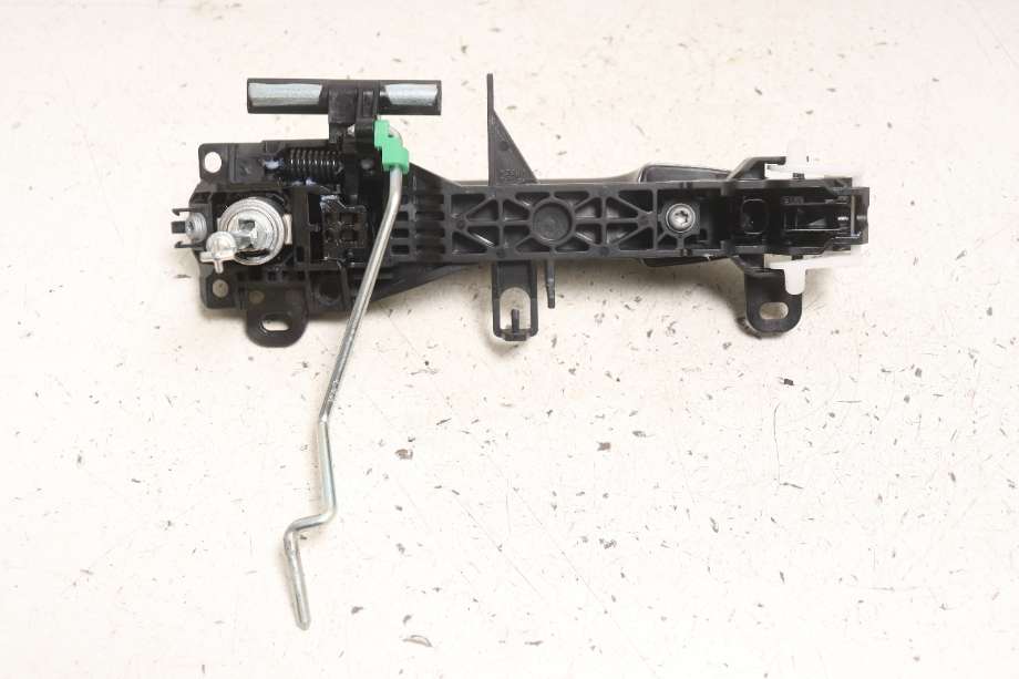 Dørhåndtak utv venstre til Toyota RAV4 2019-->> (Type V)  (TOYOTA|6921042170B1|6920230090|)