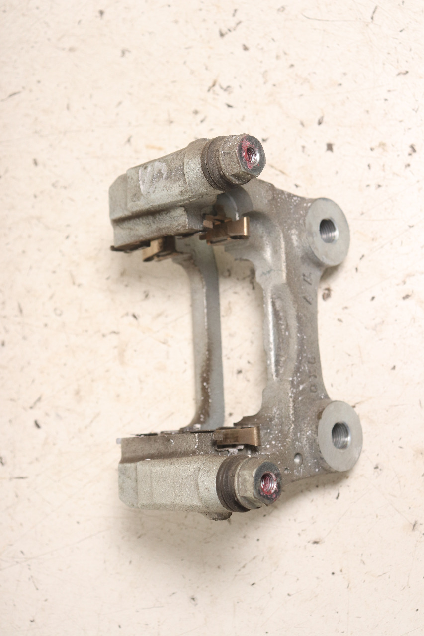 Bremsecaliper brakett til Toyota RAV4 2019-->> (Type V) (TOYOTA|4782242100|)