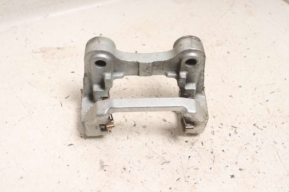 Bremsecaliper brakett til Toyota RAV4 2019-->> (Type V)  (TOYOTA|4782142110|)