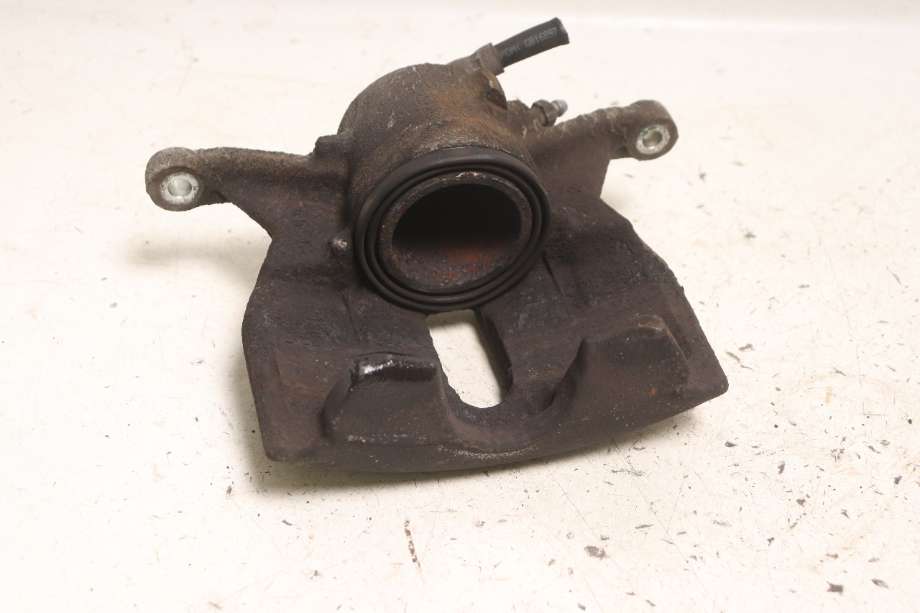 Bremsecaliper høyre foran til VW Caddy 2015-2020 (Type III, Fase 3)  (VOLKSWAGEN|8V0 615 124|)