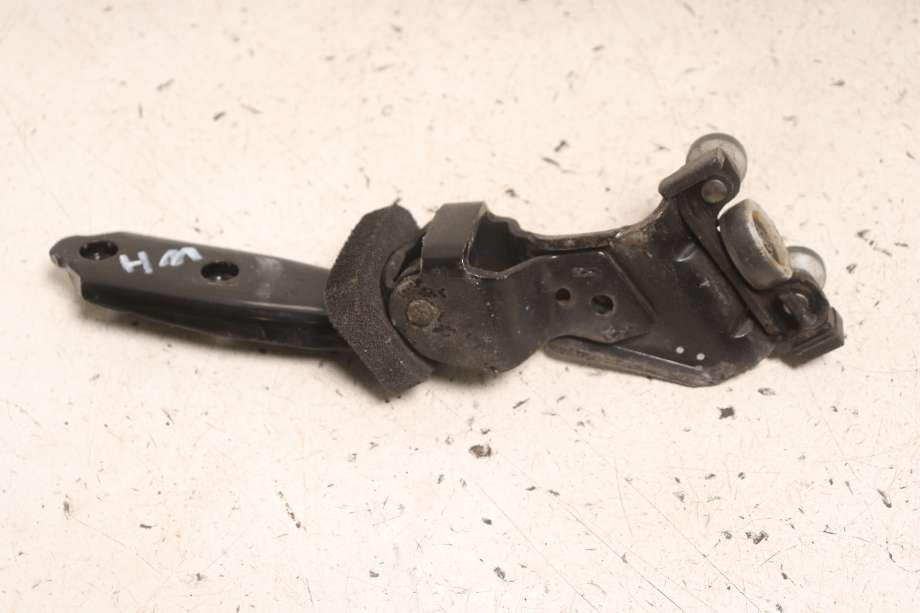 Hengsler til VW Caddy 2015-2020 (Type III, Fase 3)  (VOLKSWAGEN|2K0 843 336 A|)