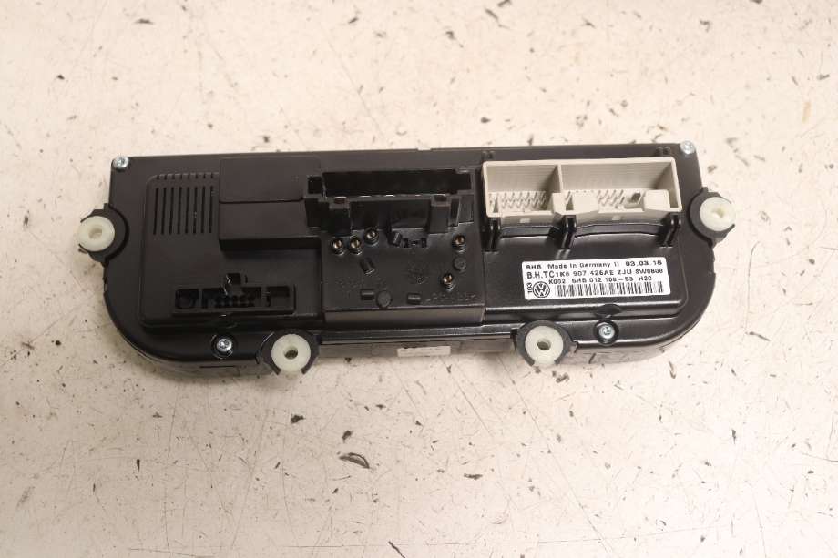 Varmeapparat betjening til VW Caddy 2015-2020 (Type III, Fase 3)  (VOLKSWAGEN|1K8 907 426 AQ|)