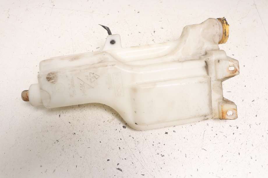 Spylertank til Mazda BT-50 2007-2013  (MAZDA|UR5667480A|UH7176672|)