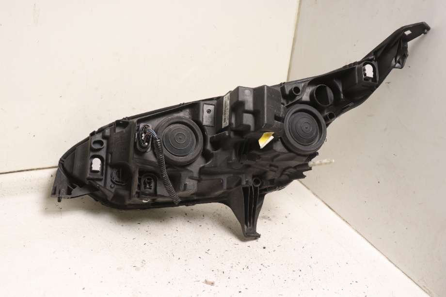 Frontlykt høyre halogen til Ford Transit Connect 2013-2018 Type II, Fase 1 (FORD|1827688|)