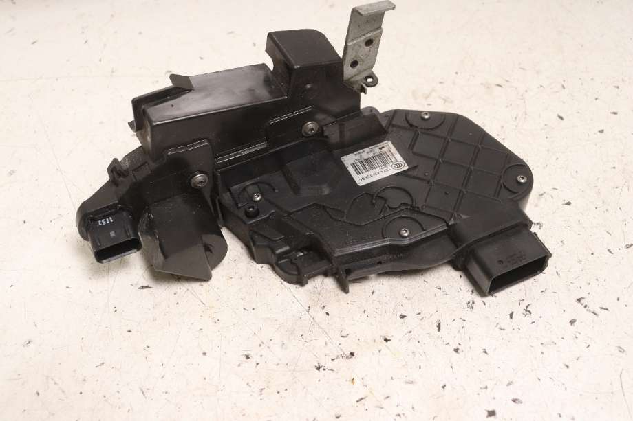 Låsekasse venstre foran til Ford S-Max 2010-2015 (Type I, Fase 2)  (FORD|1787990|)