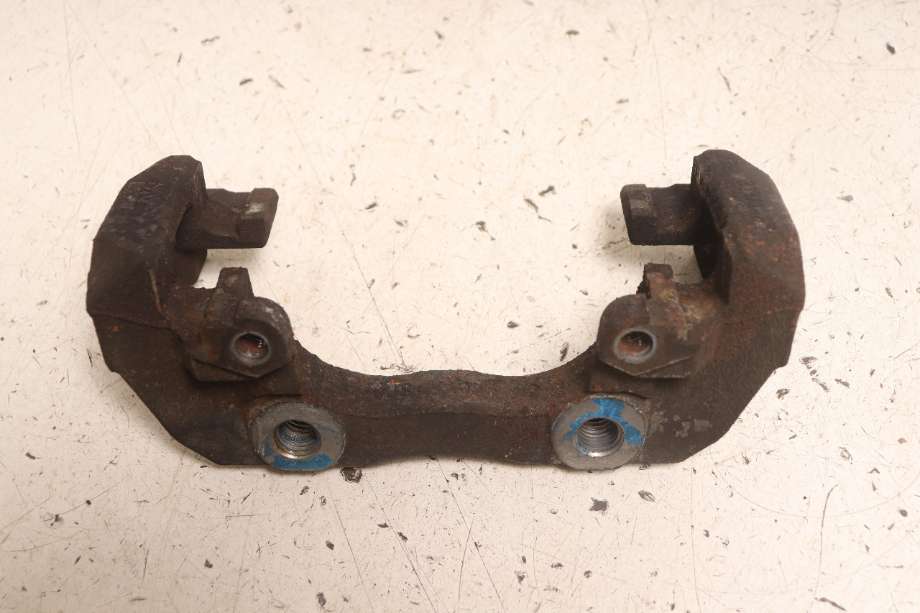 Bremsecaliper brakett til Volvo V40 2012-2019  (VOLVO|36002808|)