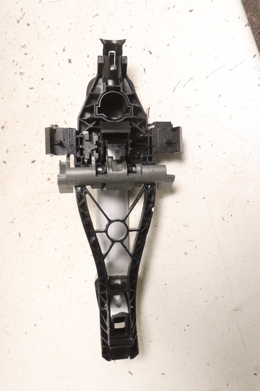Dørhåndtak utv høyre bak til Volvo V50 2007-2012 (Fase 2)  (VOLVO|39879658|30784203|)