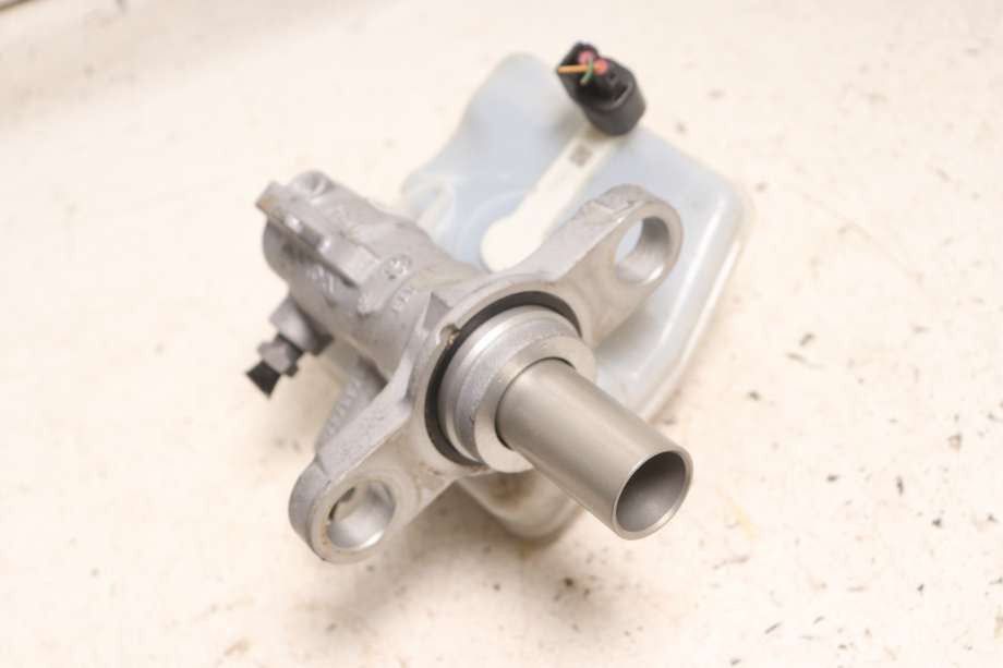 Bremsepumpe hoved til Volvo XC90 2015-2025 (Type II) (VOLVO|36012757|)