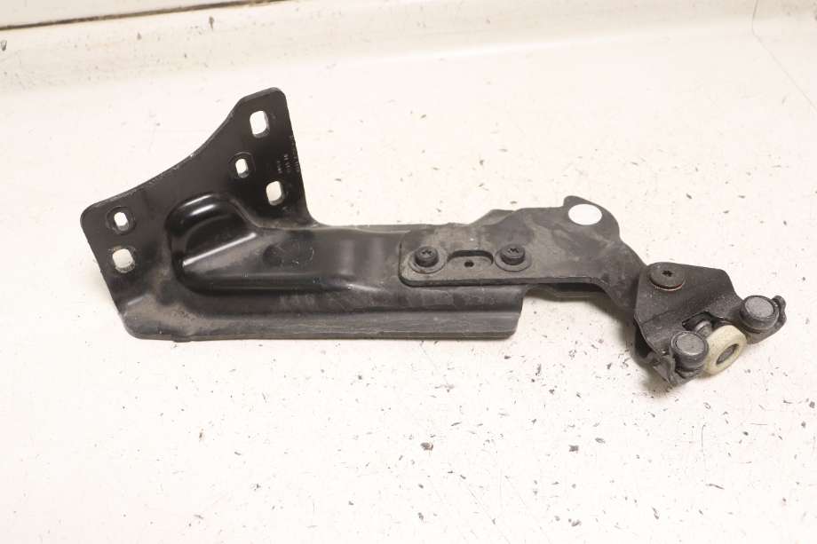 Hengsler til Ford Transit Connect 2013-2018 Type II, Fase 1 (FORD|2212077|)