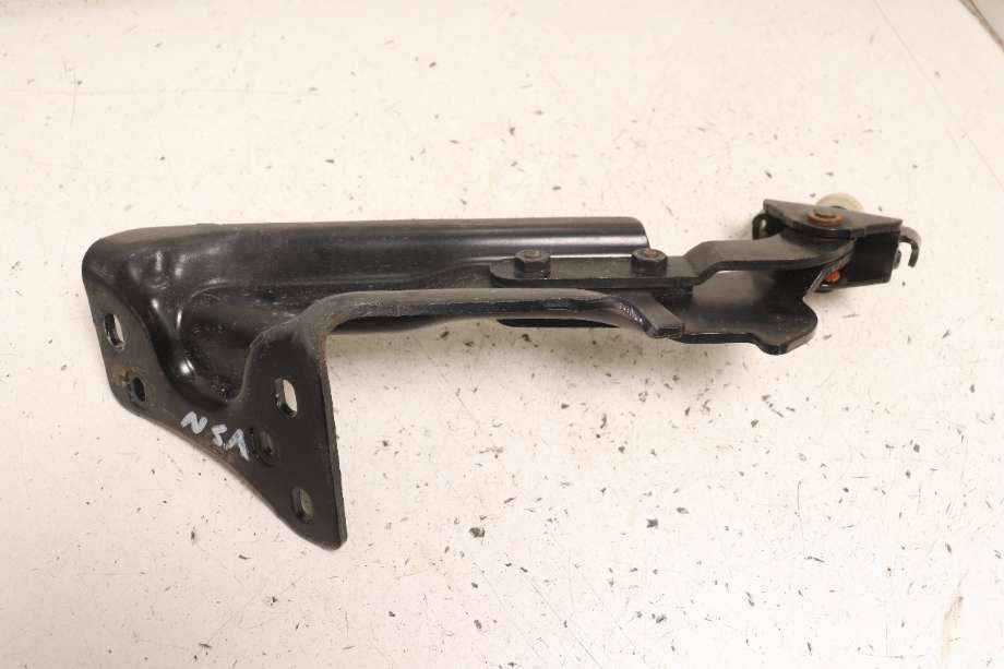 Hengsler til Ford Transit Connect 2013-2018 Type II, Fase 1 (FORD|2212077|)