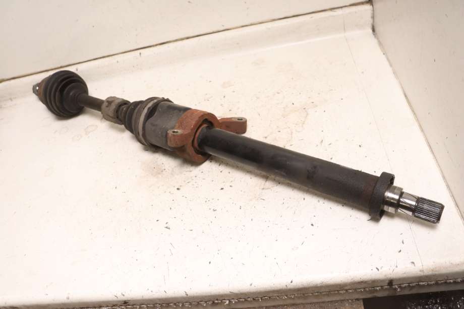 Drivaksel høyre foran til Mini One/Cooper 2007-2014 (R55-57) (R55-57) (MINI|31 60 8 605 470|)