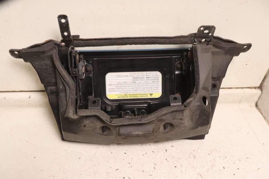 Batterilader inntak/luke til Nissan Leaf 2011-2017 (Type I)  (NISSAN|657013NB1B|)