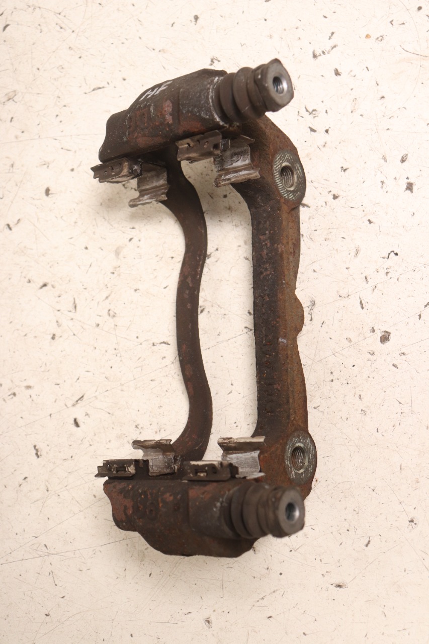 Bremsecaliper brakett til Toyota Avensis, 2015-2019 (Type III, Fase 2)  (TOYOTA|4772109481)