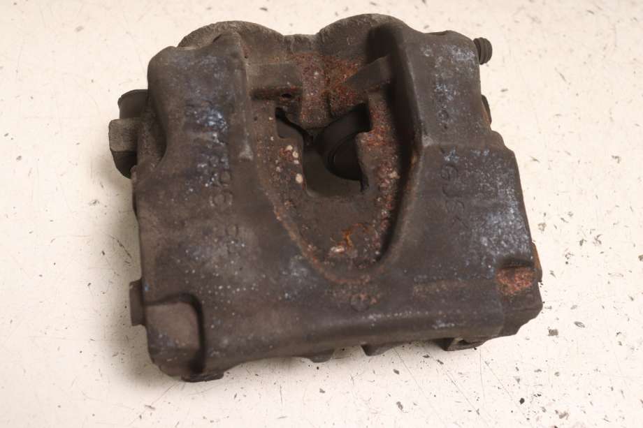 Bremsecaliper høyre foran til Mercedes ML 2011-2015 (Fase 1) (W166) (W166) (MERCEDES|A 166 421 06 81|)
