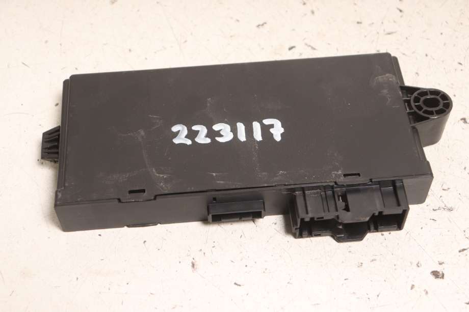Styreenhet diverse til BMW X1 2009-2015 (E84) (E84) (BMW|61 35 9 395 657|)