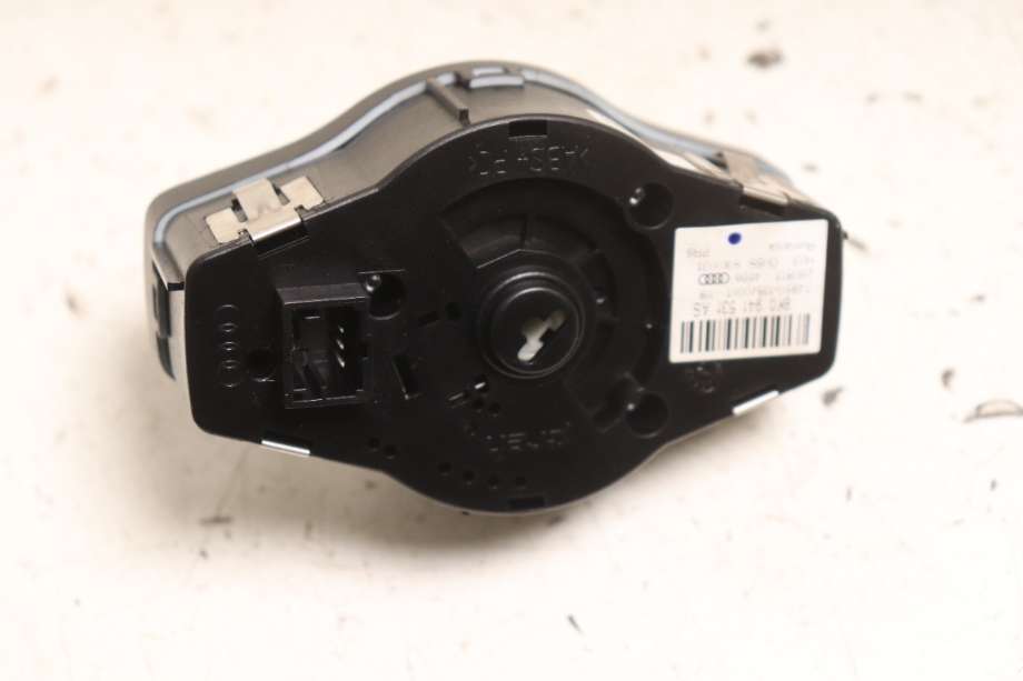 Bryter lys til Audi A4 2007-2014 (Type IV) (B8) (B8) (AUDI|8K0 941 531 AS|)