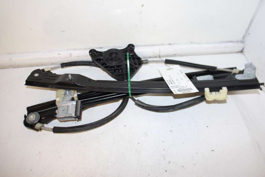 Ruteheis til VW Caddy 2015-2020 (Type III, Fase 3)  (VOLKSWAGEN|2K5 837 462|)