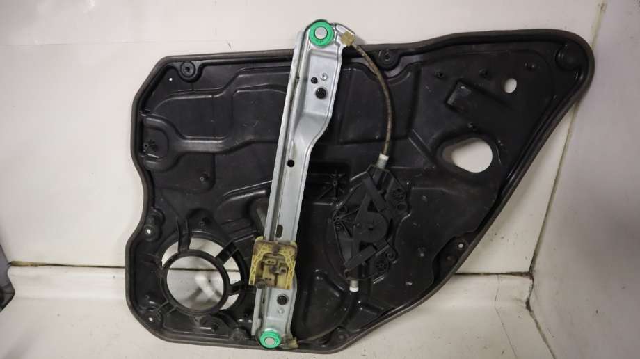 Ruteheis til Volvo V60 2010-2013 (Type I, Fase 1)  (VOLVO|30784308|)