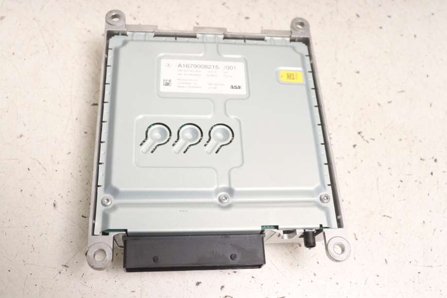Bilstereo forsterker til Mercedes GLE 2019-->> (W167) (W167) (MERCEDES|A 167 900 82 15|)