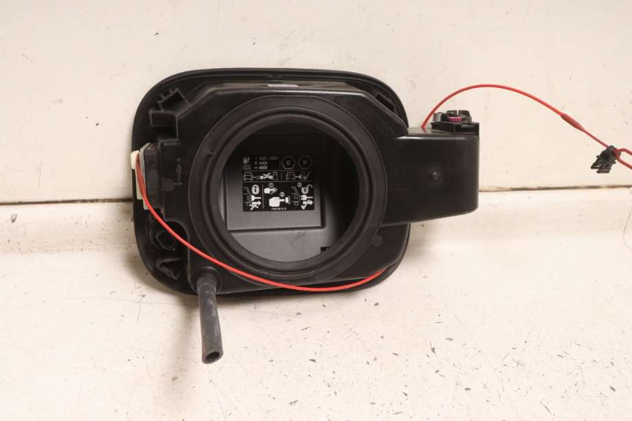 Batterilader inntak/luke til Mercedes GLE 2019-->> (W167) (W167) (MERCEDES|A 167 757 14 00|A 167 630 10 02|)