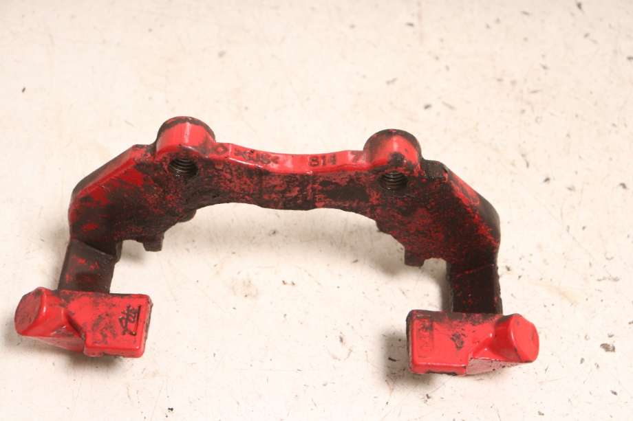 Bremsecaliper brakett til Ford Focus 2011-2014 (Type III, Fase 1)  (FORD|1755022|)