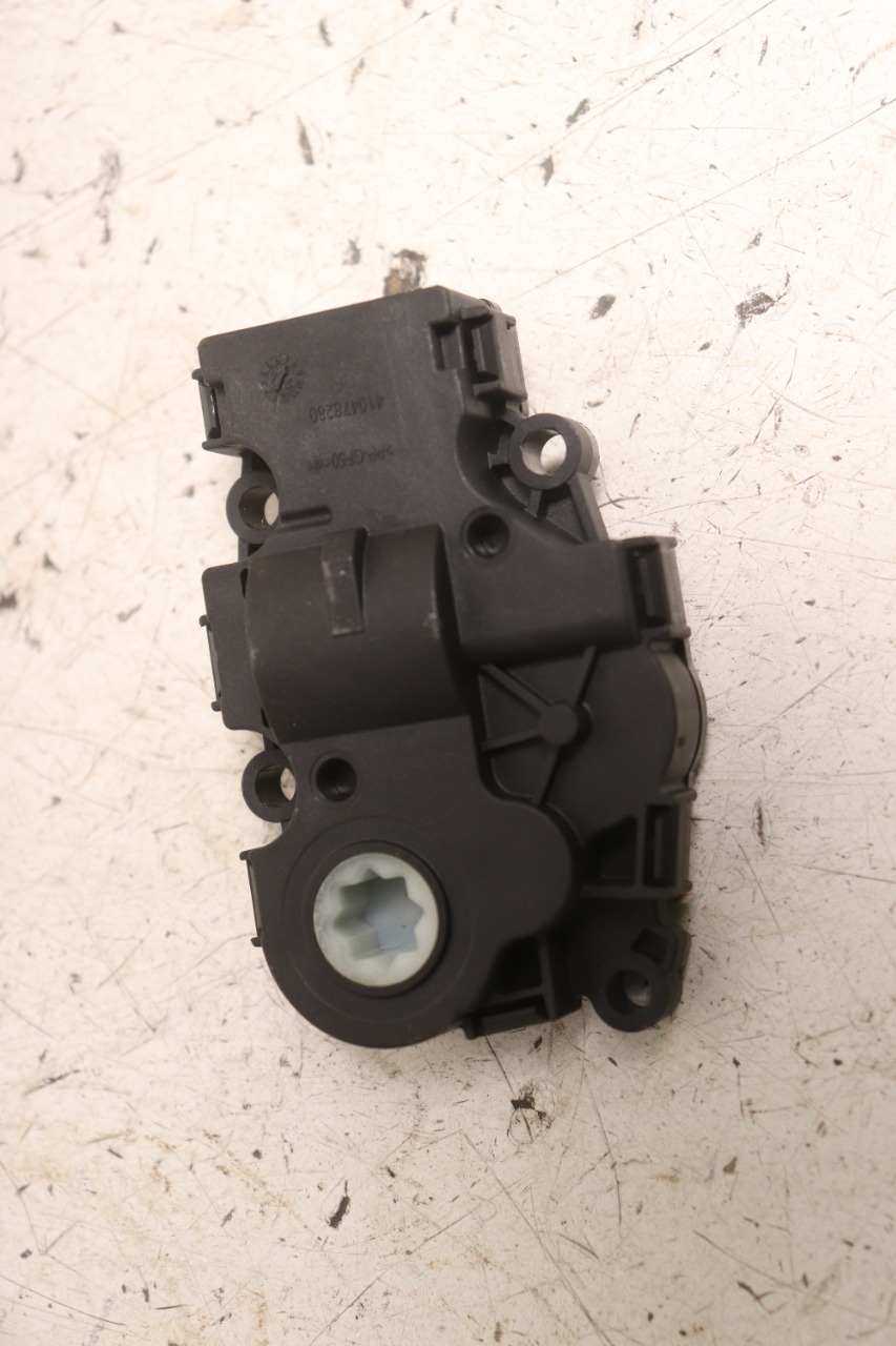 Diverse deler til Volvo XC90 2015-2025 (Type II)  (VOLVO|31407766|)