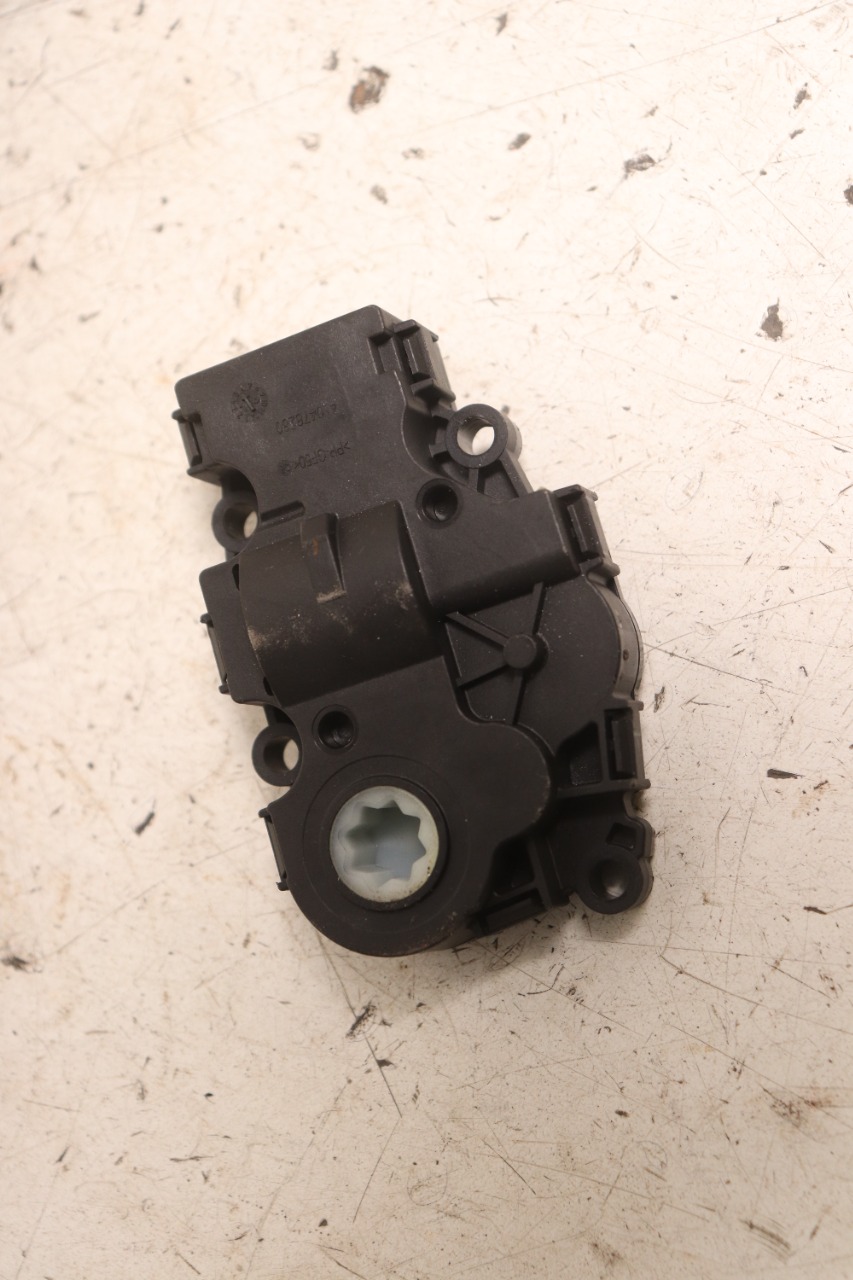 Diverse deler til Volvo XC90 2015-2025 (Type II)  (VOLVO|31407766|)