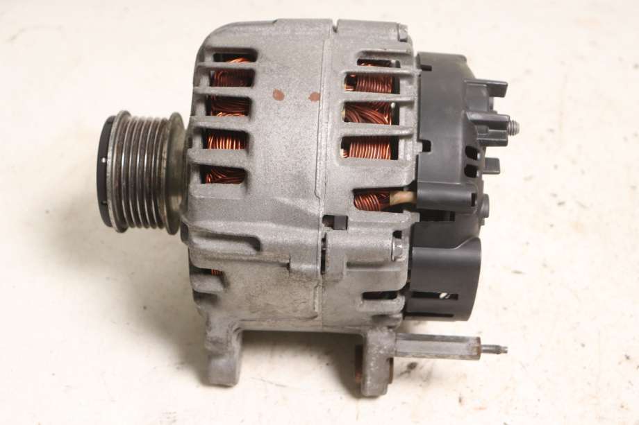 Dynamo til VW Golf VI 2008-2012  (VOLKSWAGEN|03L 903 023 AX||03L 903 023 A)