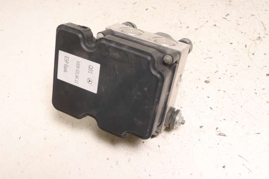 ABS sentral til Mercedes CLA 2013-2019 (C117) (C117) (MERCEDES|A 009 431 47 12|A 009 431 41 12|)