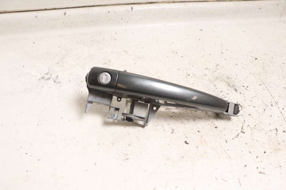 Dørhåndtak utv venstre foran til Peugeot 3008 2009-2016 (Type I) (PEUGEOT|9101 KJ|9109 A7|)
