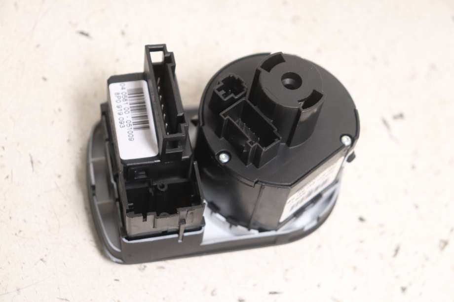 Bryter lys til Audi A3 2009-2012 (Type II, Fase 2) (AUDI|8P1 941 531 EB|)