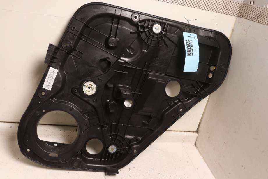 Ruteheis til Kia Soul 2014-2019 (Type II) (KIA|83481B 2000|)