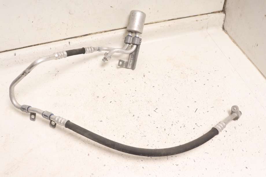 Aircondition rør til Renault Kangoo 2008-2021 (Type II) (RENAULT|924000570R|)
