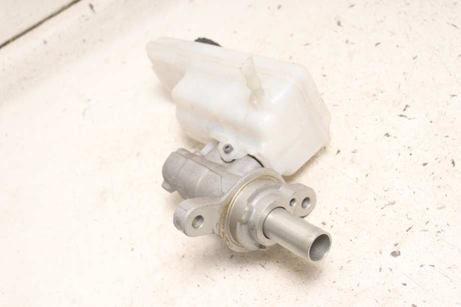 Bremsepumpe hoved til Renault Kangoo 2008-2021 (Type II)  (RENAULT|460117576R|)