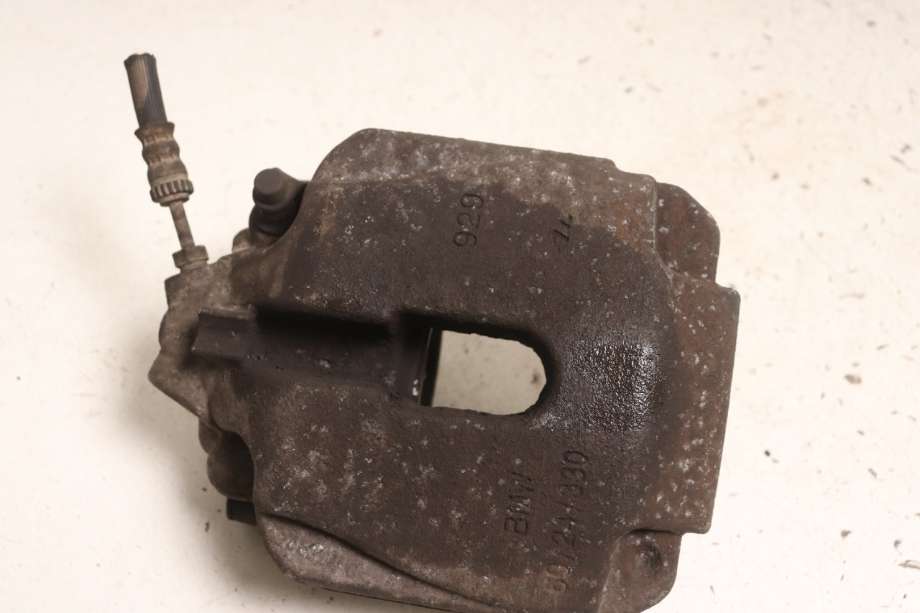 Bremsecaliper høyre foran til BMW 5-Serie 2010-2017 (F10/F11) (F10/F11) (BMW|34 11 6 791 920|)