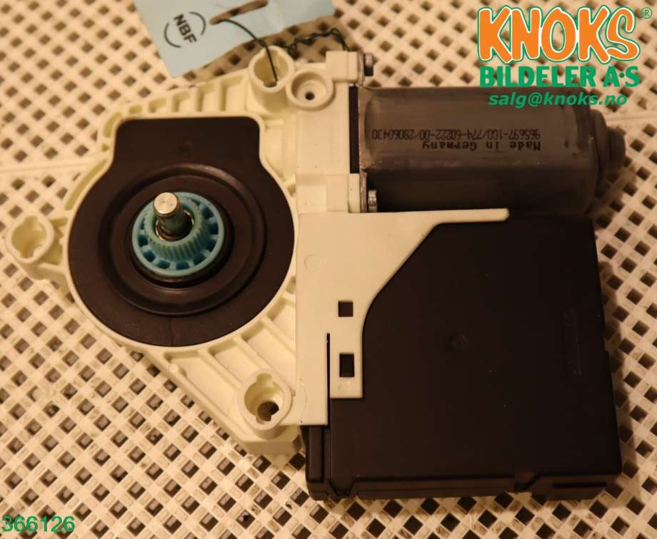 Ruteheis venstre foran til VW CC, 2008-2012 (PASSAT CC) (PASSAT CC) (VOLKSWAGEN|3C8 959 701)