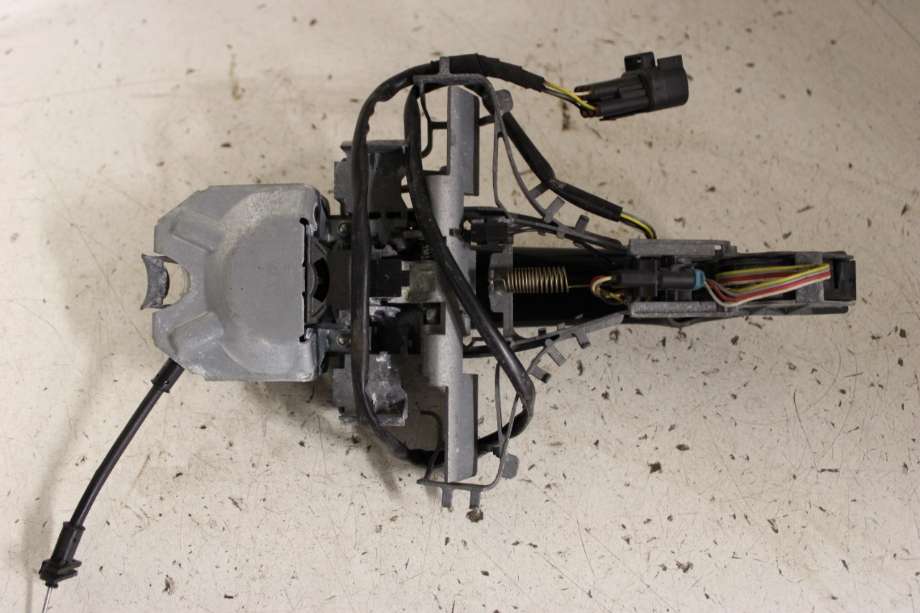 Dørhåndtak utv venstre foran til Volvo V70 2007-2013 (Type III, Fase 1)  (VOLVO|39873389|30784205|)